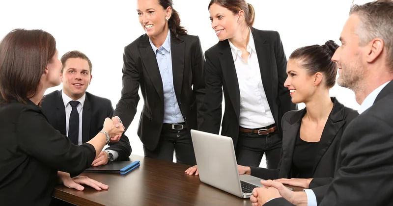 The Relationship Game: Why Warm Intros Beat Cold Pitches 10:1